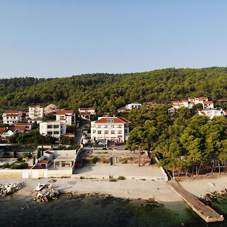 Villa Marija 斯拉汀 外观 照片