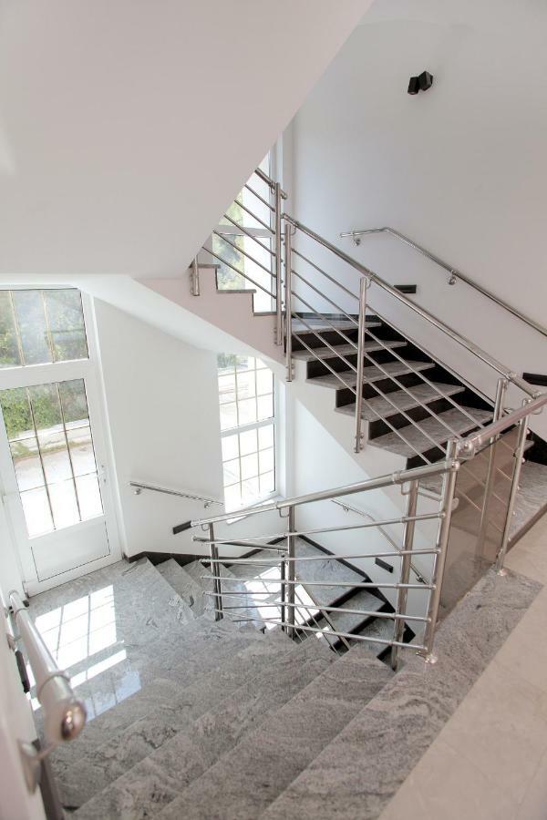 Villa Marija 斯拉汀 外观 照片