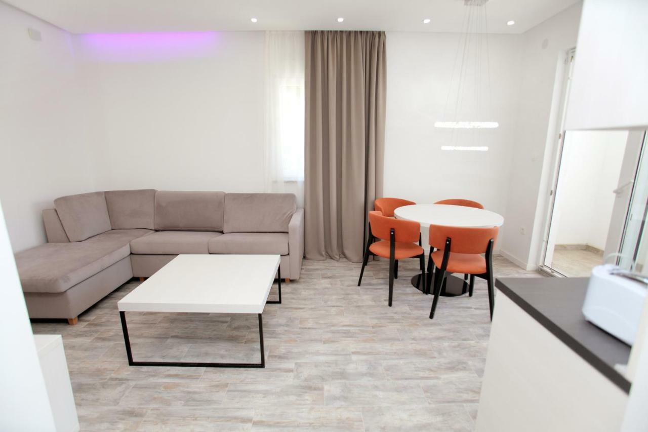 Villa Marija 斯拉汀 外观 照片